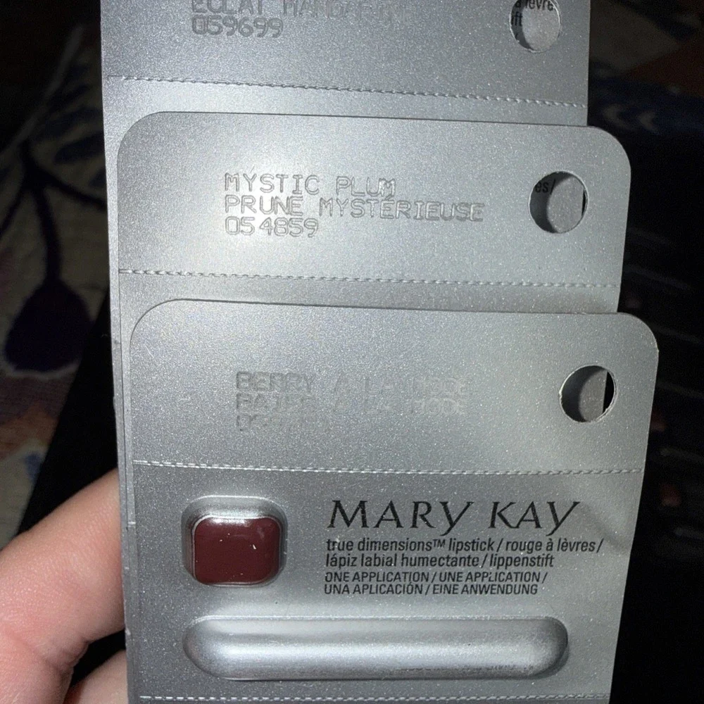 Mary Kay Supreme Hydrating Lipstick SamplePacks Expired Some‎ Discontinued 5574